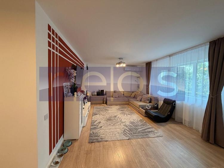 Apartament cu 3 camere decomandat, mobilat în Pajura