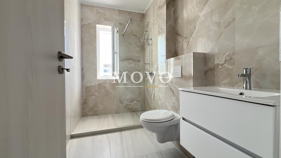 Apartament cu 2 camere decomandat în Giroc