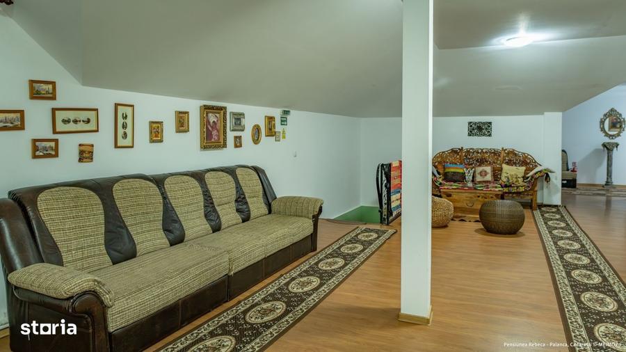 Spațiu comercial, de 600 mp, în Coșnea