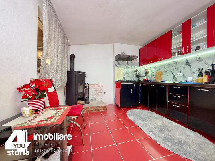Casă cu 3 camere cu Teren 223 Mp în Central