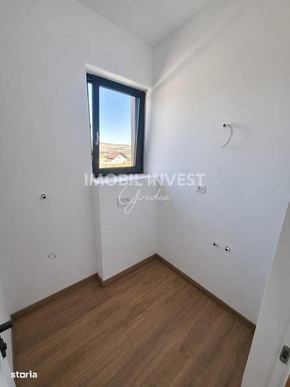 Casă cu 3 camere în Micești