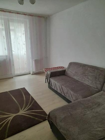 Apartament cu 2 camere decomandat în Negru Vodă