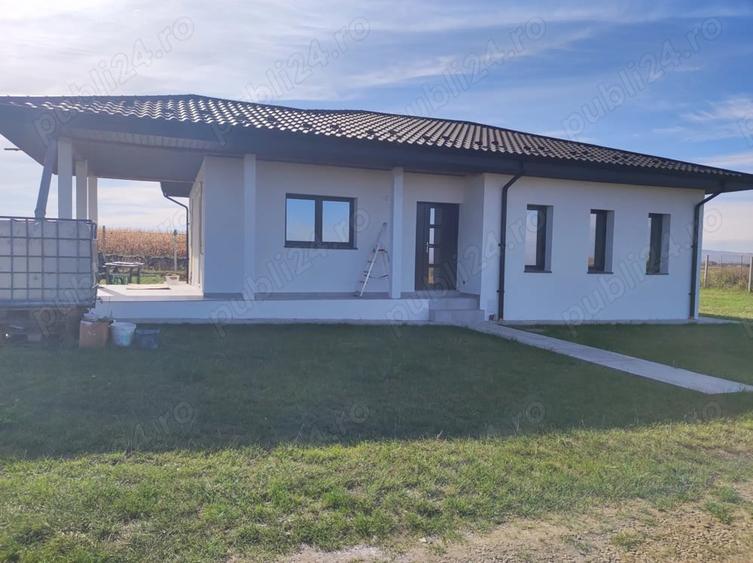 Casă cu 3 camere cu Teren 575 Mp în Miroslava