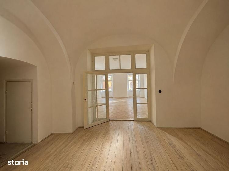 0 % Comision, 2 camere, parcare - cladire an 1654 - Centru istoric - 13