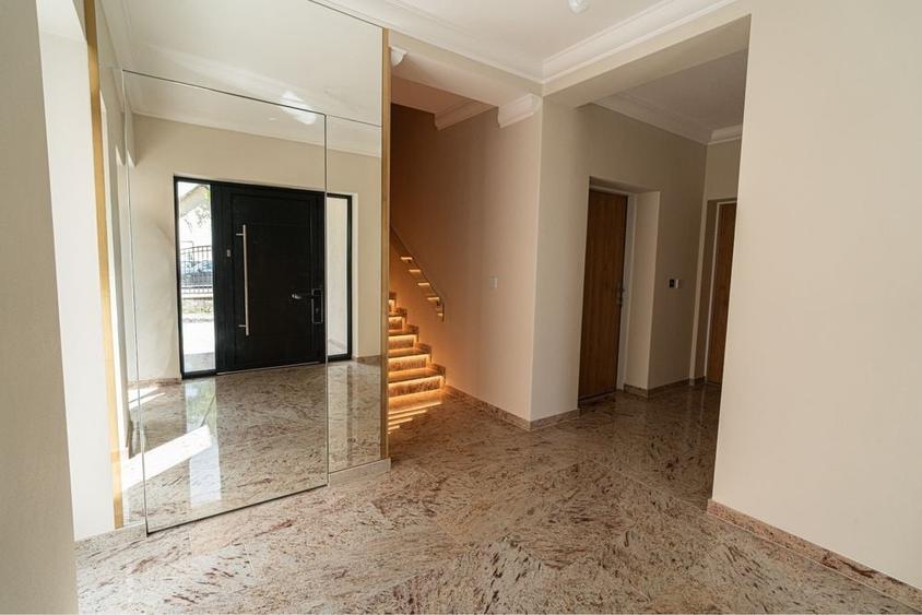 Spațiu comercial, de 55 mp, în Central