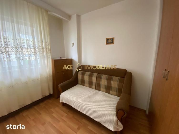 Apartament cu 3 camere în Vatra Luminoasă