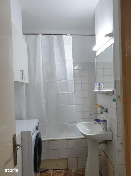 Apartament cu 2 camere în 22 Decembrie 1989