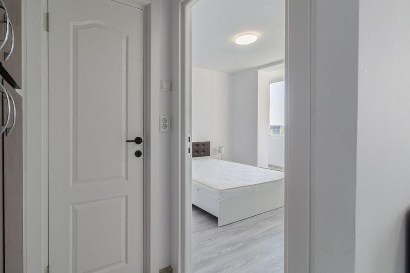 Apartament cu 2 camere semidecomandat în Gara de Nord