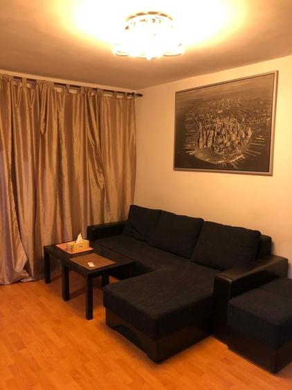 Apartament cu 4 camere semidecomandat în Eroii Revoluției