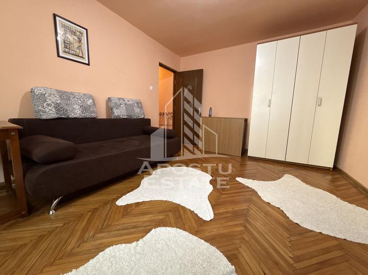 Apartament cu 2 camere nedecomandat, mobilat în Girocului