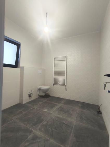 Casă individuală cu 5 camere cu Canalizare în Valea Lupului