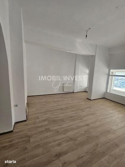 Spațiu comercial, de 118 mp, în Pianu