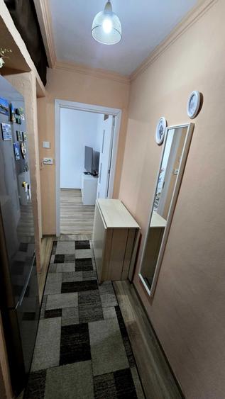 Garsonieră decomandată în Ostroveni
