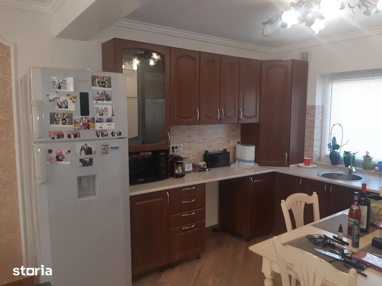 Casă cu 3 camere cu Teren 150 Mp în Ipotești