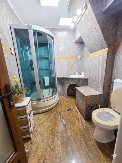 Apartament cu 2 camere decomandat în Spitalul Județean