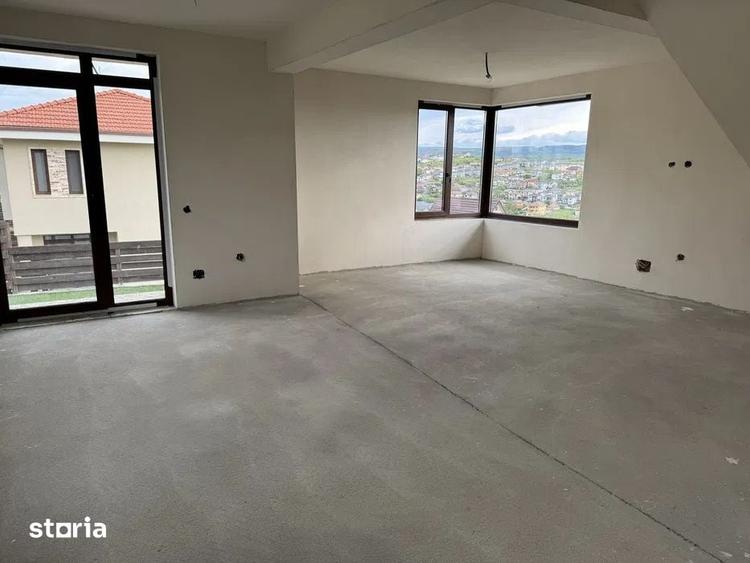 Casă cu 4 camere cu Teren 350 Mp în Central