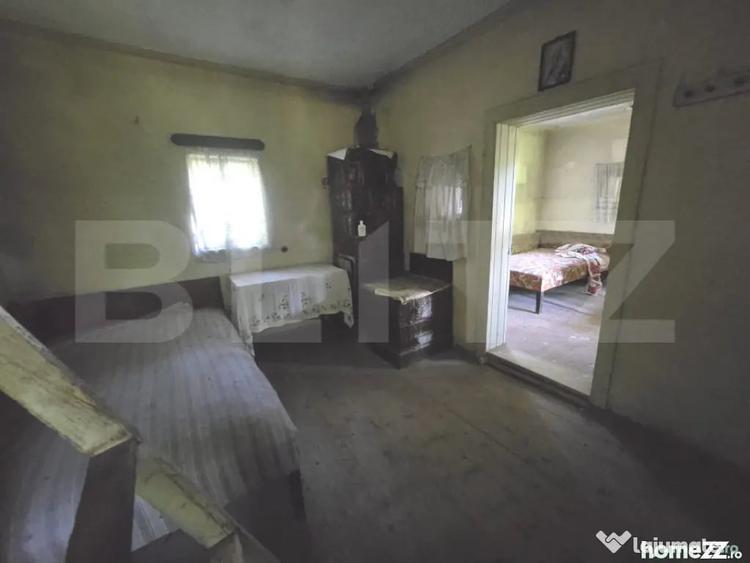 Casă cu 3 camere cu Teren 1954 Mp în Tomșani