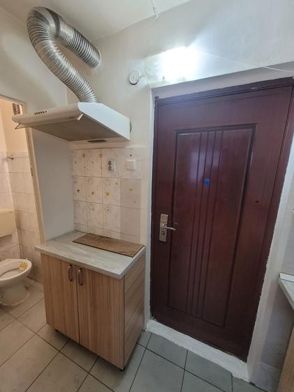 Garsoniera cu baie proprie - 6