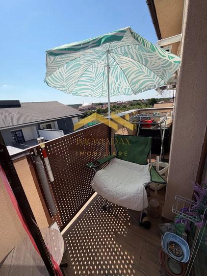 Apartament cu 2 camere decomandat în Giarmata