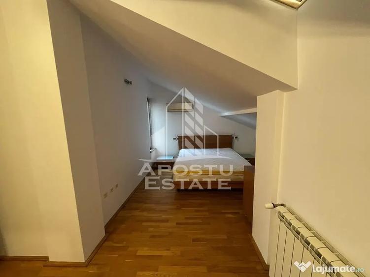 Casă cu 5 camere cu Teren 400 Mp în Lipovei