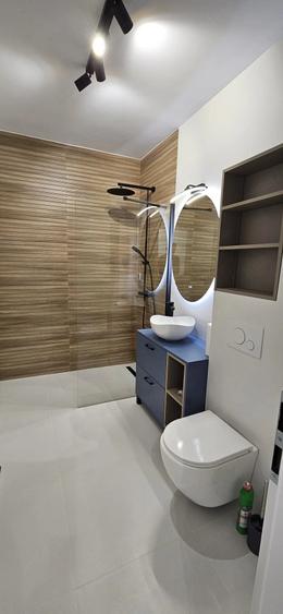 Apartament cu 2 camere decomandat în Florești