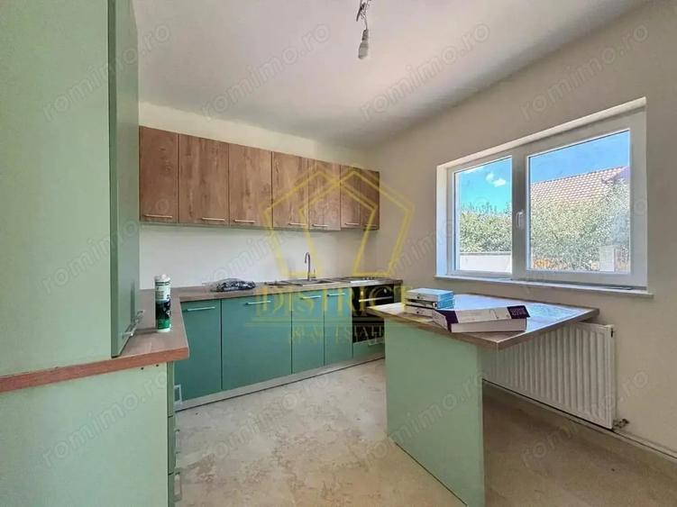 Casă cu 4 camere cu Teren 180 Mp în Giarmata