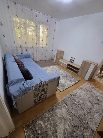 Apartament cu 2 camere semidecomandat în Tudor Vladimirescu