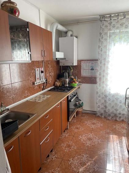 Apartament cu 2 camere decomandat în Tudor