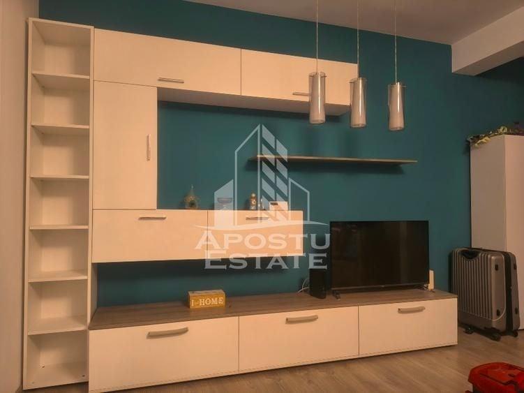 Apartament cu 3 camere decomandat, mobilat în Giroc