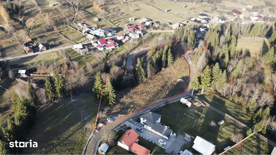 Teren de 14927 mp, în Vatra Moldoviței
