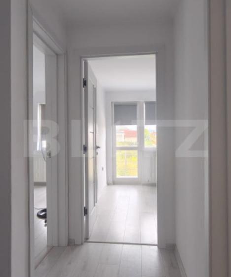 Casă cu 5 camere cu Teren 300 Mp în Calea Moldovei