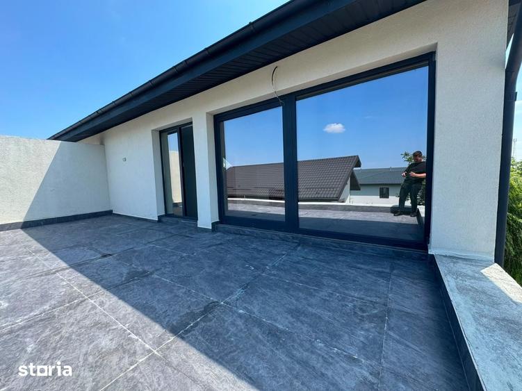 Casă cu 5 camere cu Teren 190 Mp în Central