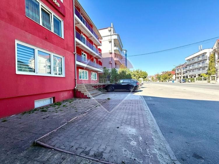 Hotel/Pensiune, de 1,250 mp, în Central