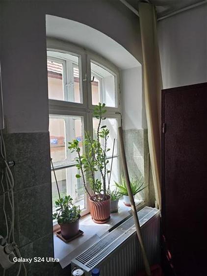 Spațiu comercial, de 75 mp, în 13 Decembrie