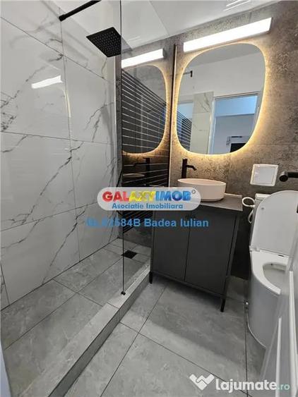Apartament cu 3 camere semidecomandat în Titan