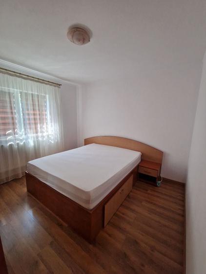 Apartament cu 2 camere decomandat în Colentina