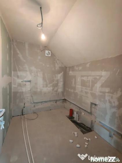 Casă cu 2 camere cu Teren 1400 Mp în Mihai Viteazu