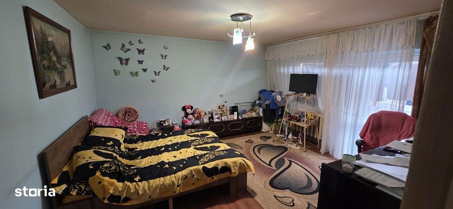 Apartament 2 camere | Micro 2 | Etaj 4/4 | Suprafa?a mare | 2 balcoane - 1