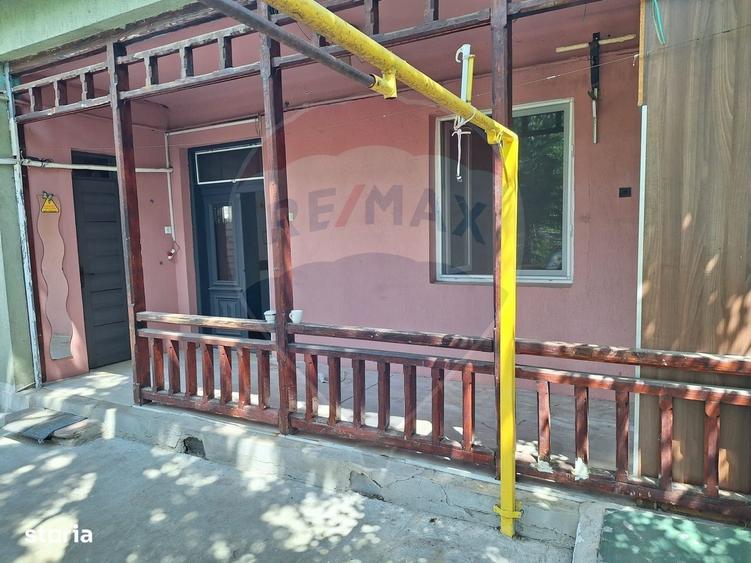 Casă cu 2 camere în Pieptănari