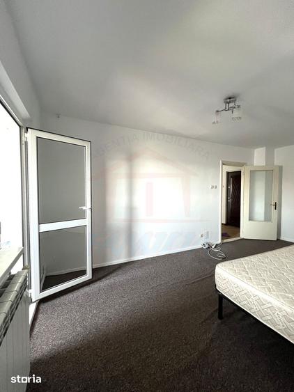 Apartament cu 2 camere decomandat, mobilat în Sud