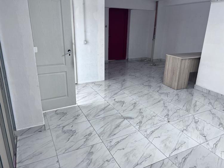 Spațiu comercial, de 210 mp, în Central