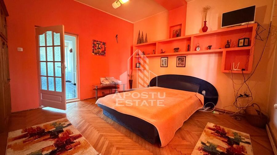 Casă individuală cu 5 camere cu Canalizare în Fratelia