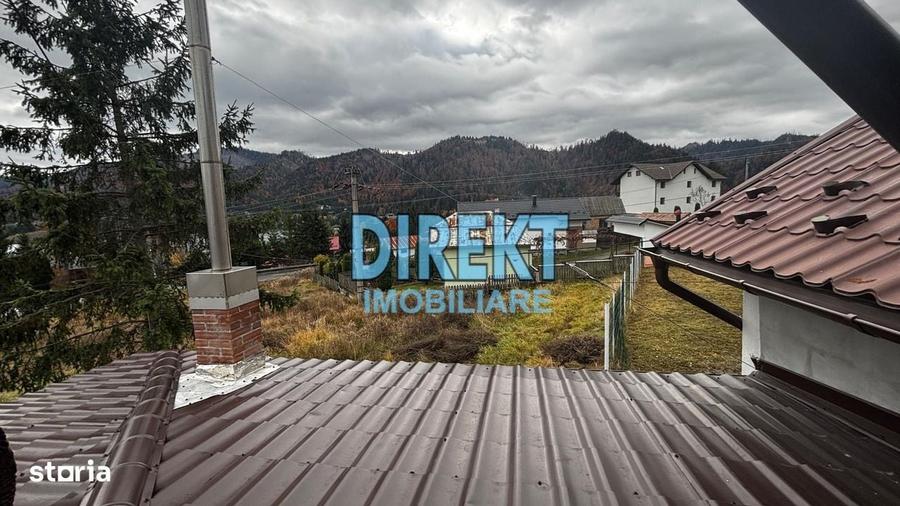 Casă cu 4 camere în Colibița