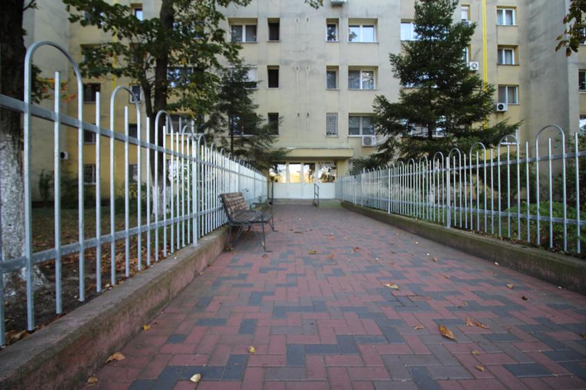 Titan Magazin, la metrou și parcul IOR, stradal la Liviu Rebreanu - 17