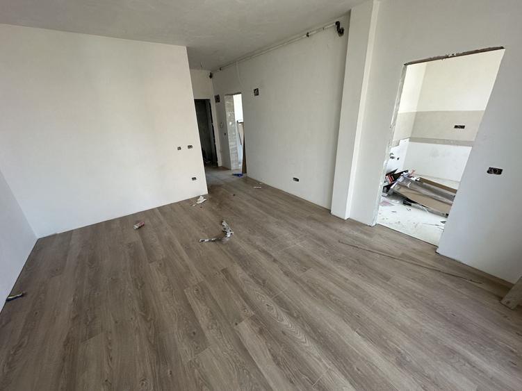 Apartament cu 2 camere decomandat în Freidorf
