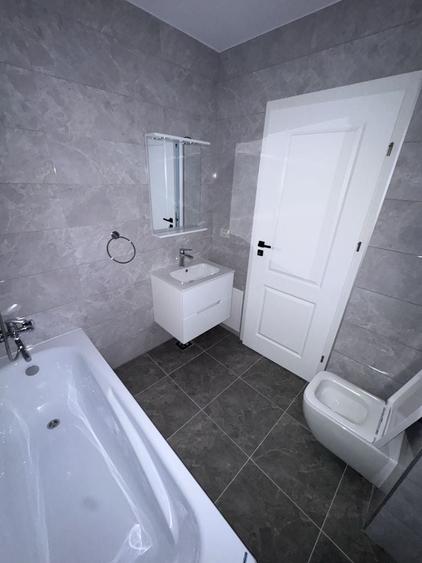 Apartament cu 2 camere decomandat în Exterior Vest