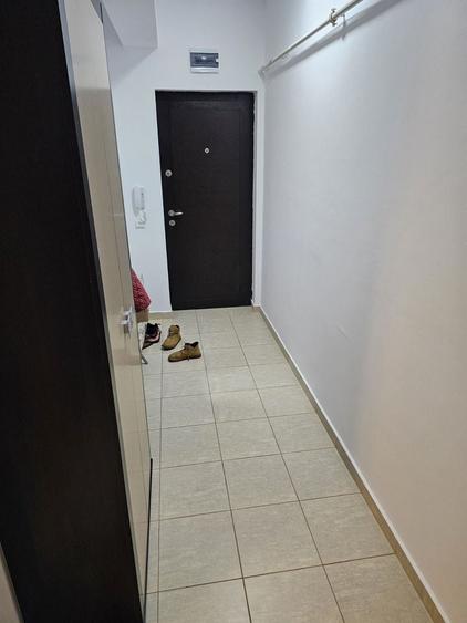 Apartament cu 2 camere decomandat, mobilat în Apărătorii Patriei