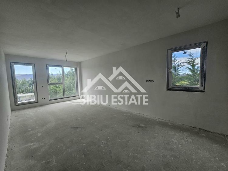Apartament cu 3 camere decomandat în Vest