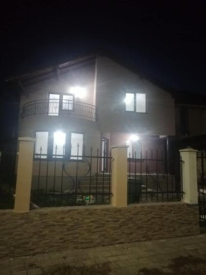 Casă cu 4 camere în Agigea