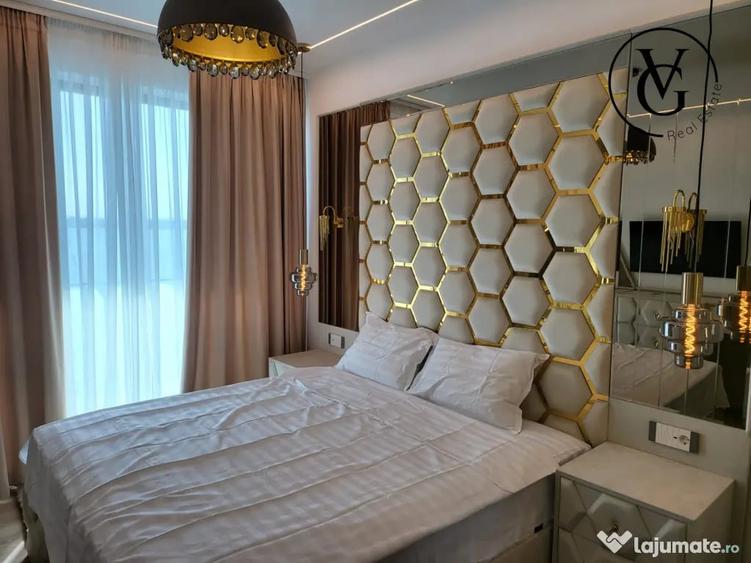 Apartament cu 4 camere decomandat în Central